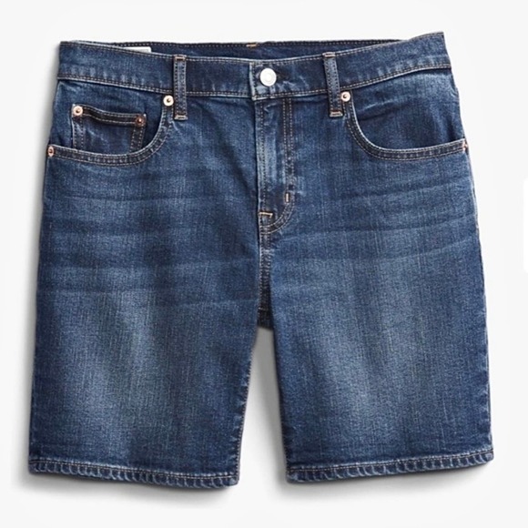 GAP 5" Mid Rise Distressed Jean Shorts in Medium Destroy Denim Size 29 / 8R - Picture 2 of 7